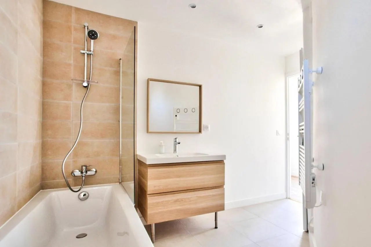 Appartement Quartier Le Marais 1 Free Netflix Paryż 0*,  Francja